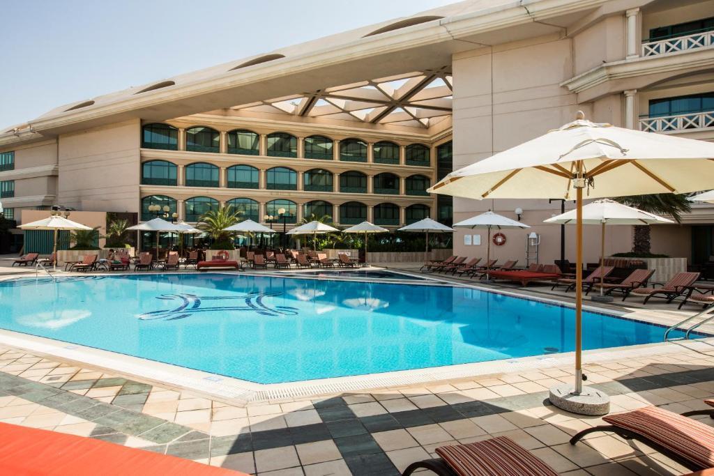 Mövenpick Grand Al Bustan