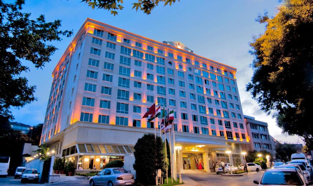 Istanbul
 Akgun Istanbul Hotel 