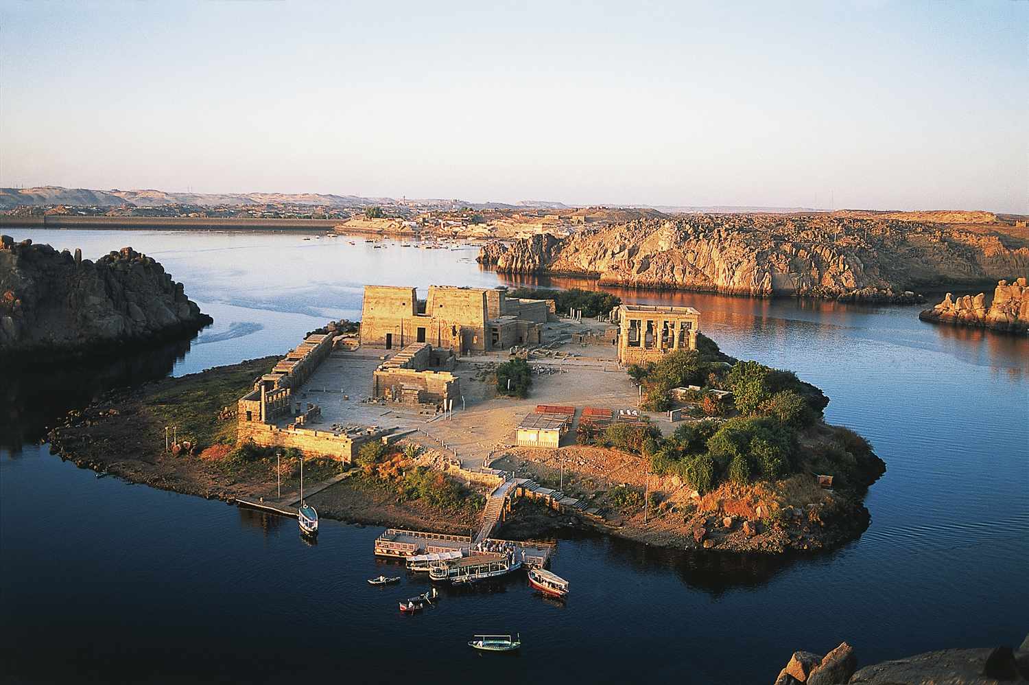   Discover Egypt’s  ancient treasures  