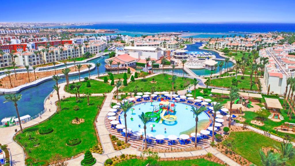   Dana Beach Resort 