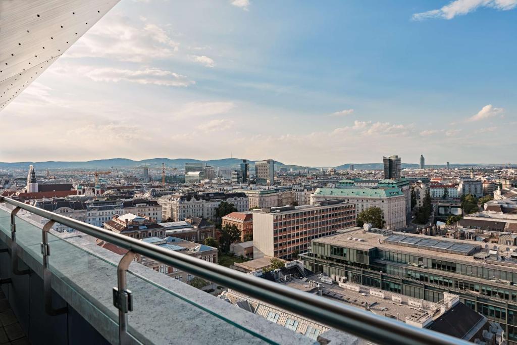  Vienna
Hilton Vienna Park 