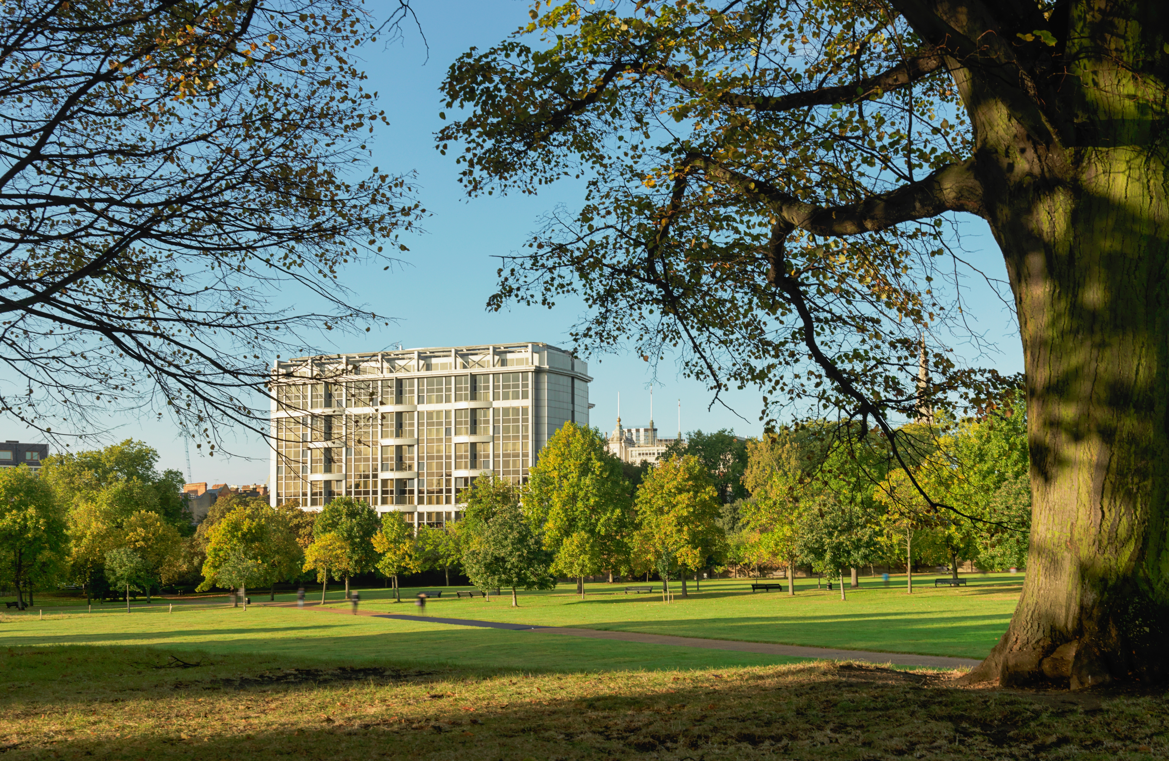   London
Royal Garden Hotel  
