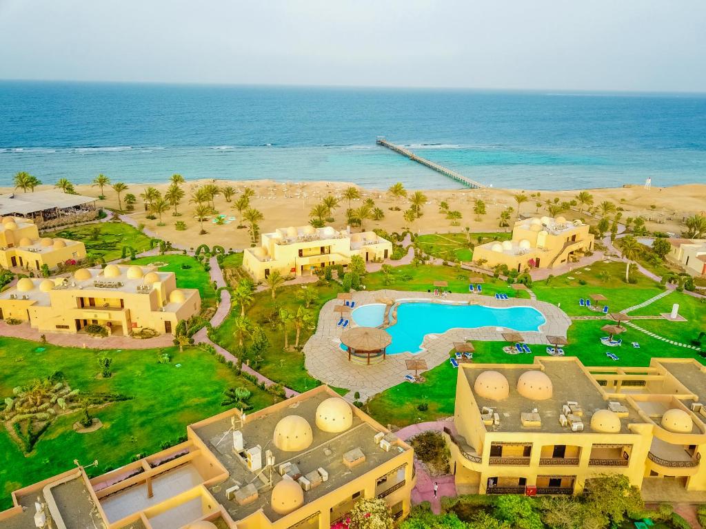 Wadi Lahmy Azur Resort 