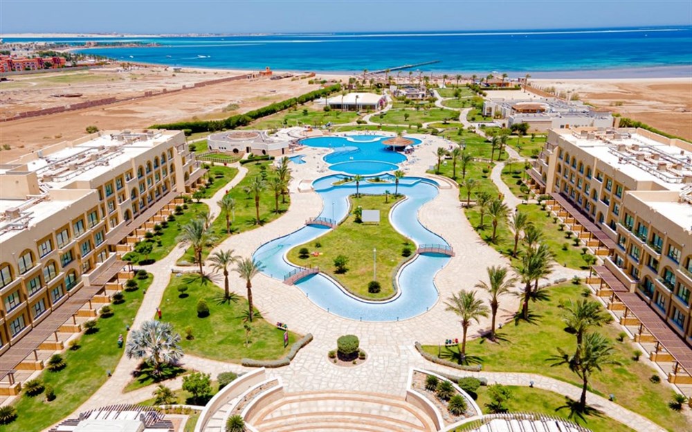 Movenpick Waterpark Resort & Spa Soma Bay
 